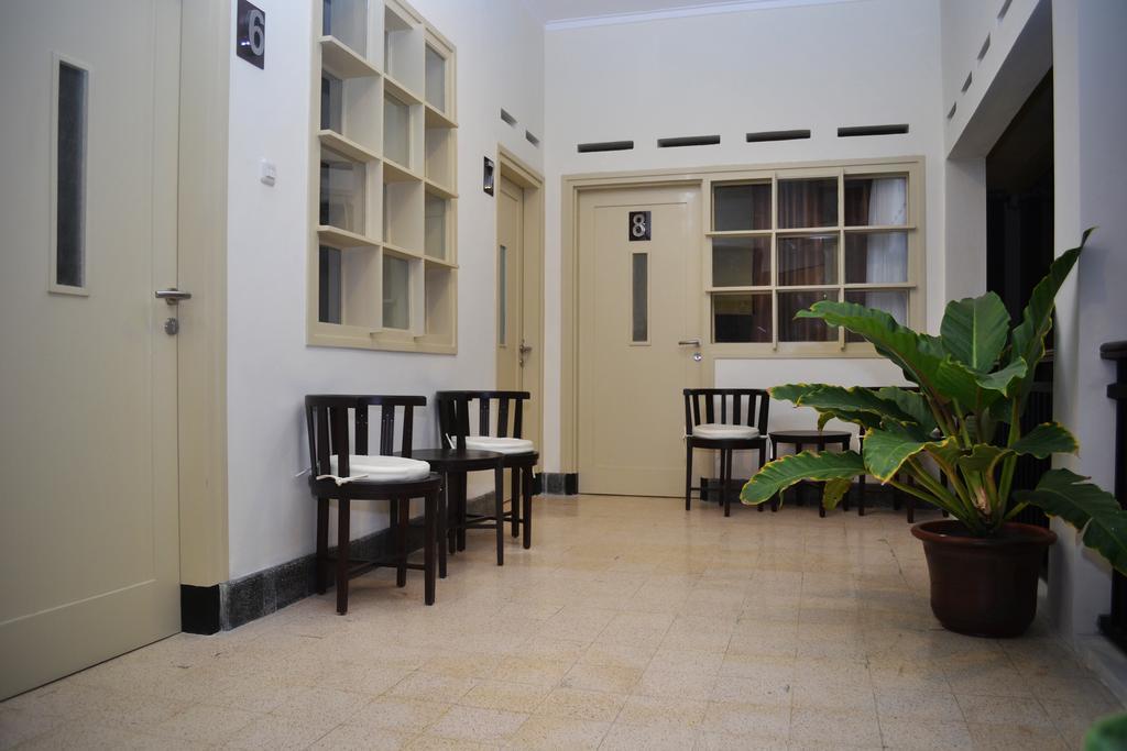 Srikandi Guesthouse Маланг Экстерьер фото